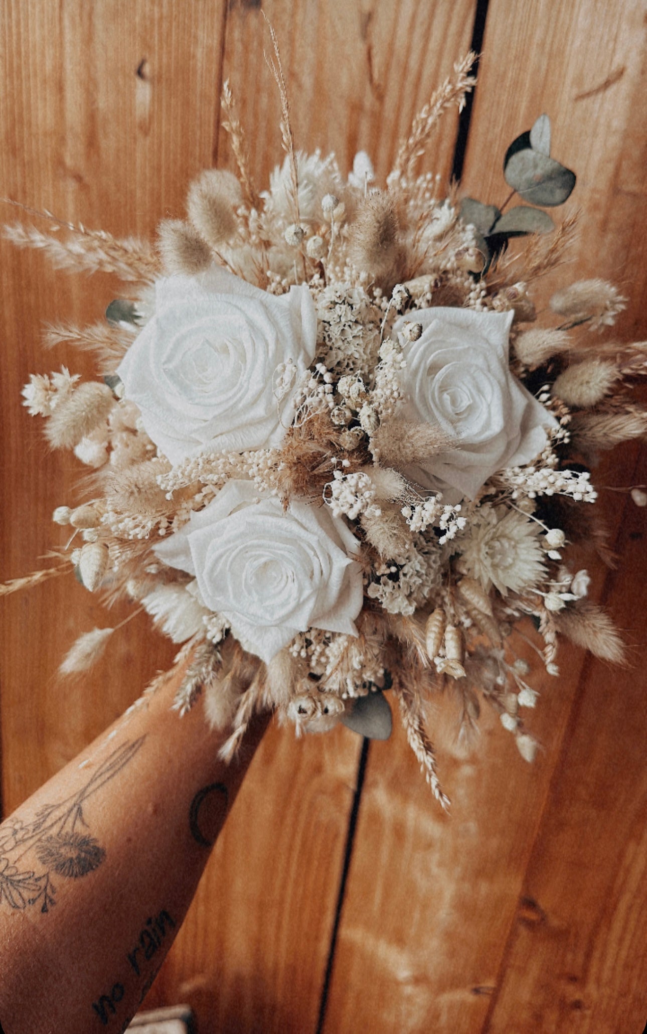 Scandinavian Natural Bridal Bouquet, Infinity Roses & Dried Flowers – White Beige