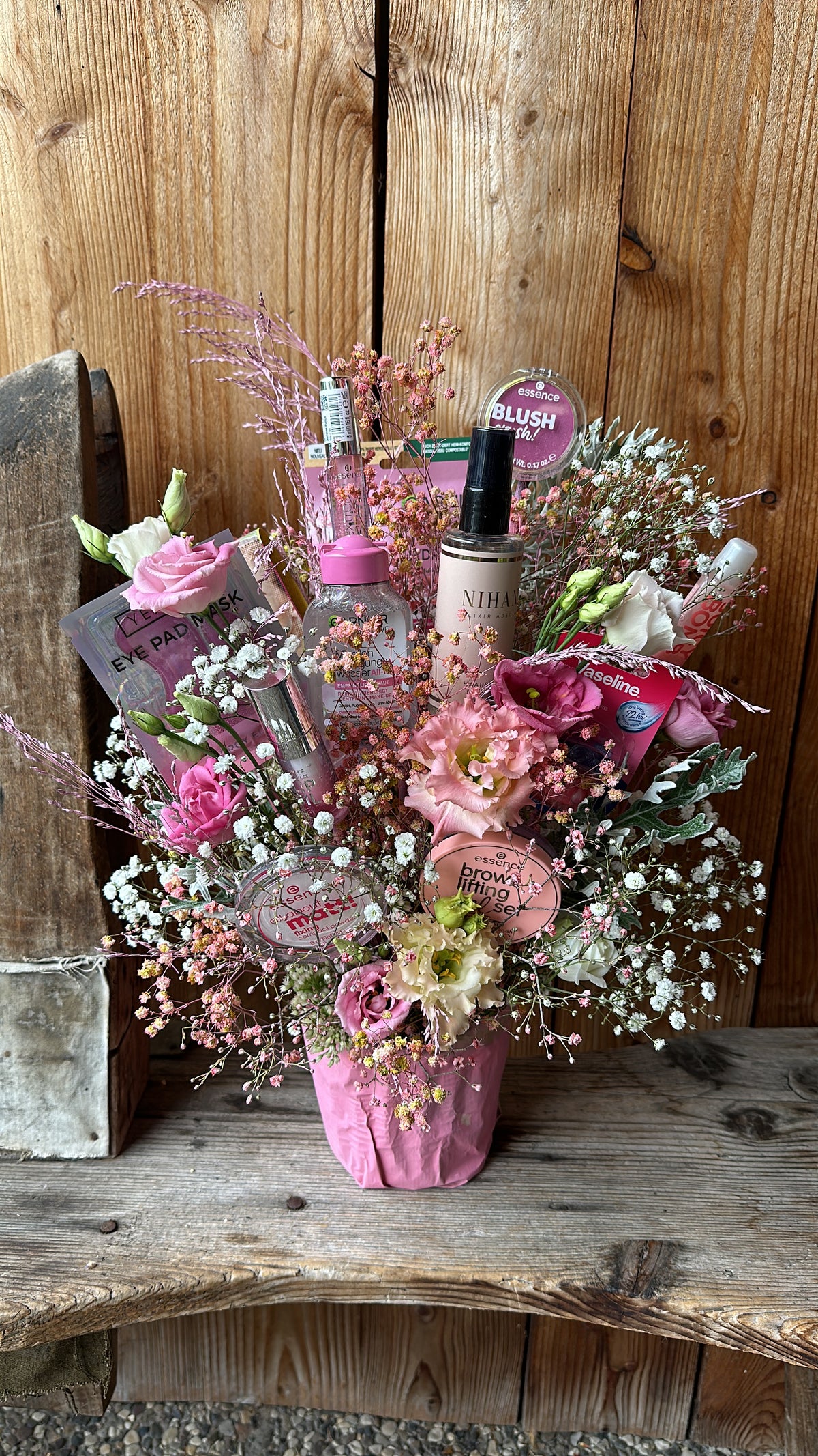Make-Up Bouquet Blumenstrauß Luxury Romantic – Kosmetik Geschenk – Wild und Schön
