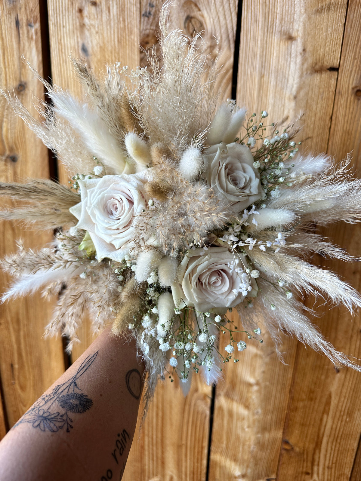Brautstrauß Boho Luxury – wahlweise frisch oder Infinity – Creme Beige – Wild und Schön