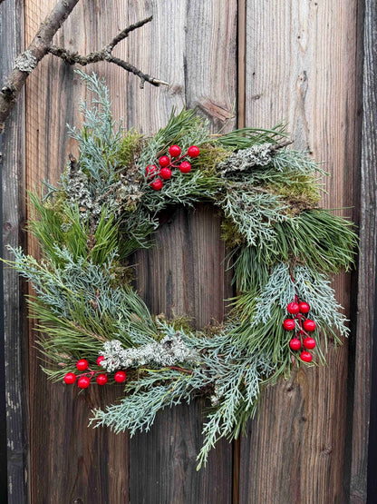 Natural Winter Wreath Pine & Cypress – Handcrafted Natural Wreath