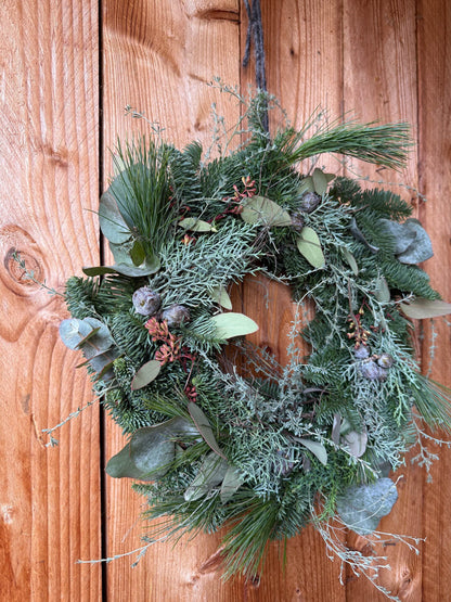 Winter Wreath Forest Green – Natural Wreath with Fir Green & Eucalyptus